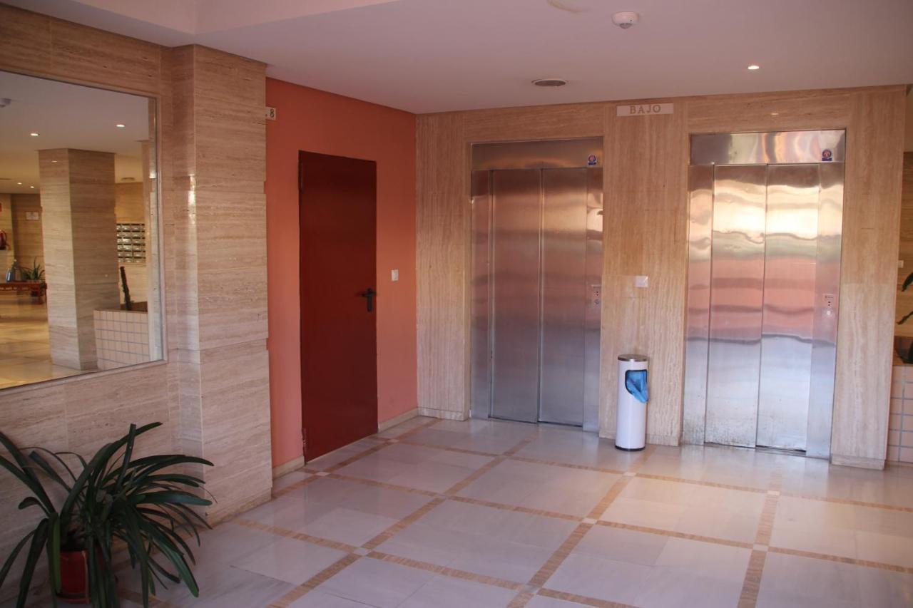 Apartamento En Primera Linea De Playa, Con Vistas A La Playa Y Con Wifi Roquetas de Mar Eksteriør bilde